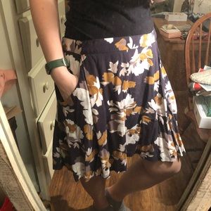 Old Navy Floral Skirt with Pockets